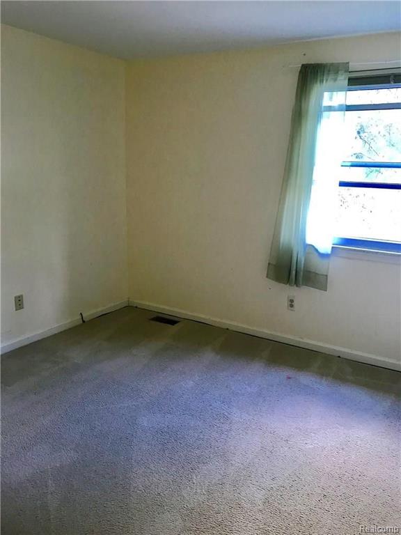 42465 Proctor Road Canton, MI 48188 - Photo 21 of 32