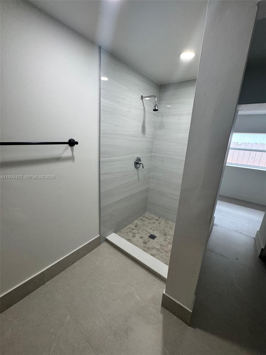 6534 Southwest 34th Street, Unit 2 Miami, FL 33155 - Photo 3 of 7