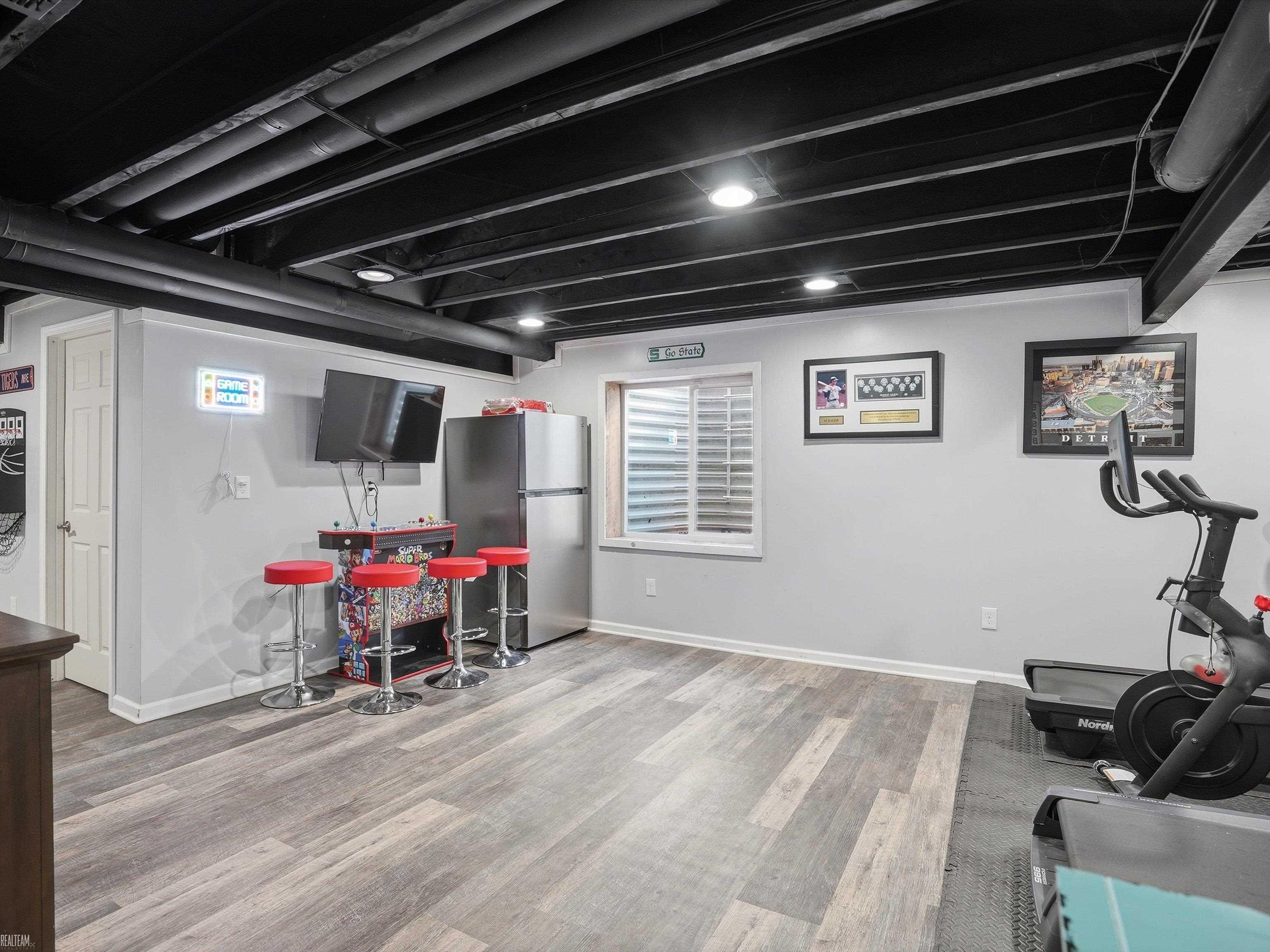 22326 Homestead Drive Macomb, MI 48044 - Photo 41 of 75