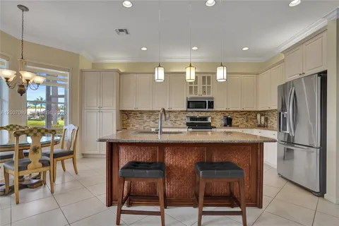 $550,000 | 8257 La Jolla Vista Lane, Lake Worth, FL 33467