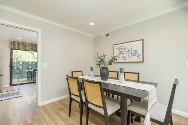 $825,000 | 27 Mariposa Lane, Novato, CA 94947