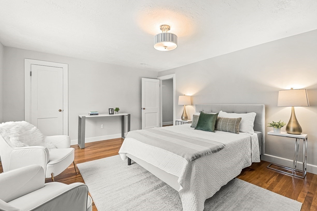 15 Kent Square, Unit 15 Brookline, MA 02446 - Photo 15 of 26