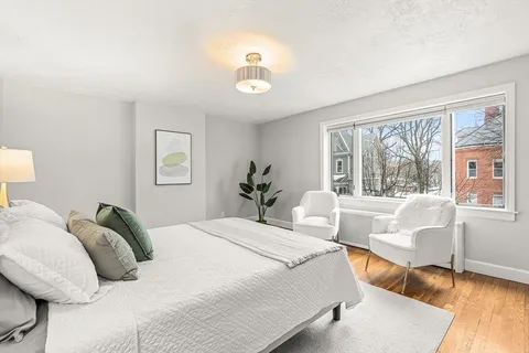 $1,549,000 | 15 Kent Square, Unit 15, Brookline, MA 02446