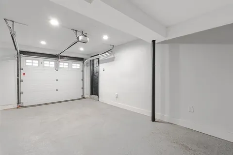 $1,549,000 | 15 Kent Square, Unit 15, Brookline, MA 02446