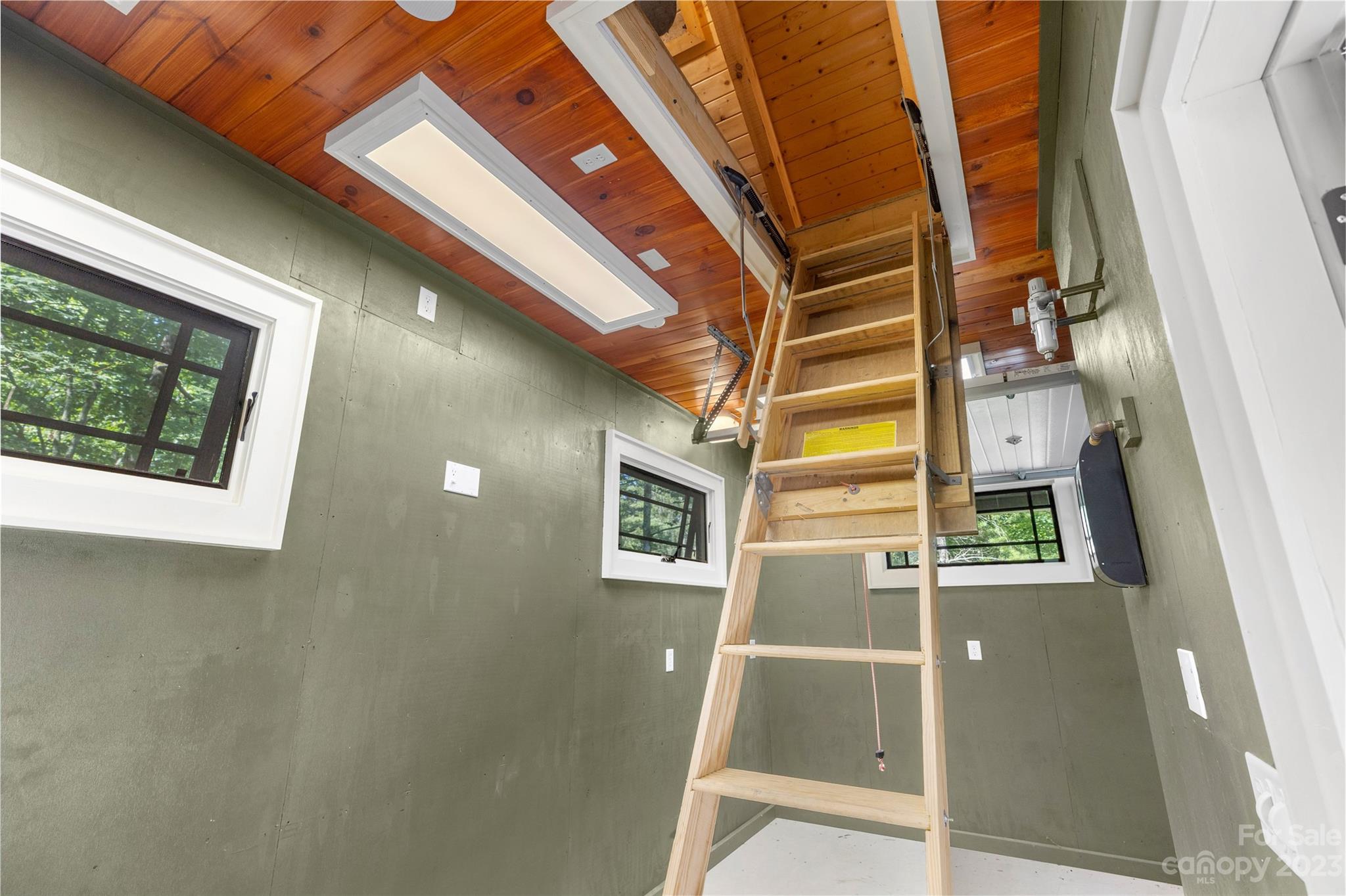 270 Staircase Falls Road, Unit 19B R Sapphire, NC 28774 - Photo 45 of 48 Gallery Image 45
