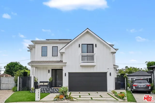 $3,495,000 | 1000 Indiana Court, Venice, CA 90291
