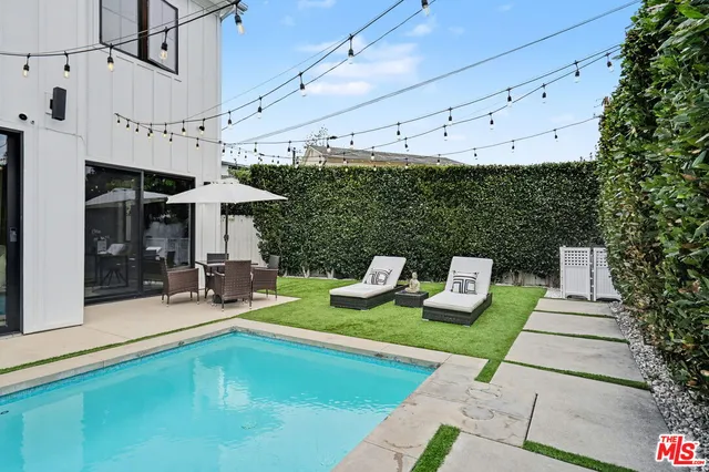 $3,495,000 | 1000 Indiana Court, Venice, CA 90291