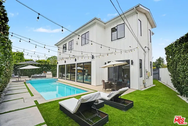$3,495,000 | 1000 Indiana Court, Venice, CA 90291