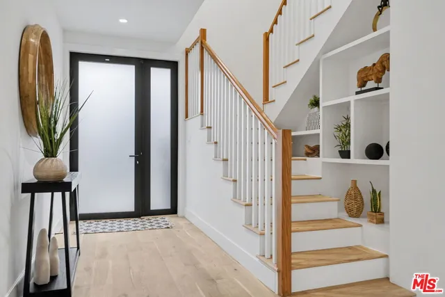 $3,495,000 | 1000 Indiana Court, Venice, CA 90291