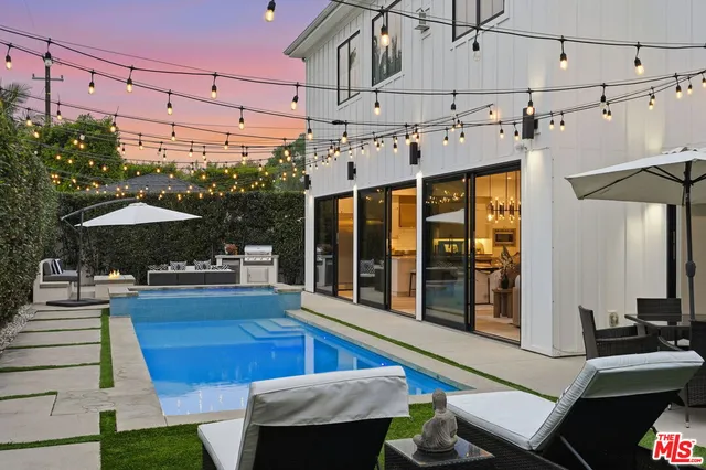 $3,495,000 | 1000 Indiana Court, Venice, CA 90291