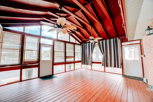 $355,000 | 204 County Road 780 North, Cissna Park, IL 60924