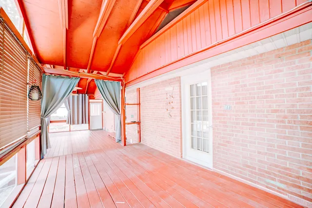 $355,000 | 204 County Road 780 North, Cissna Park, IL 60924