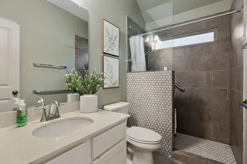 $435,000 | 153 Coronella Drive, Liberty Hill, TX 78642