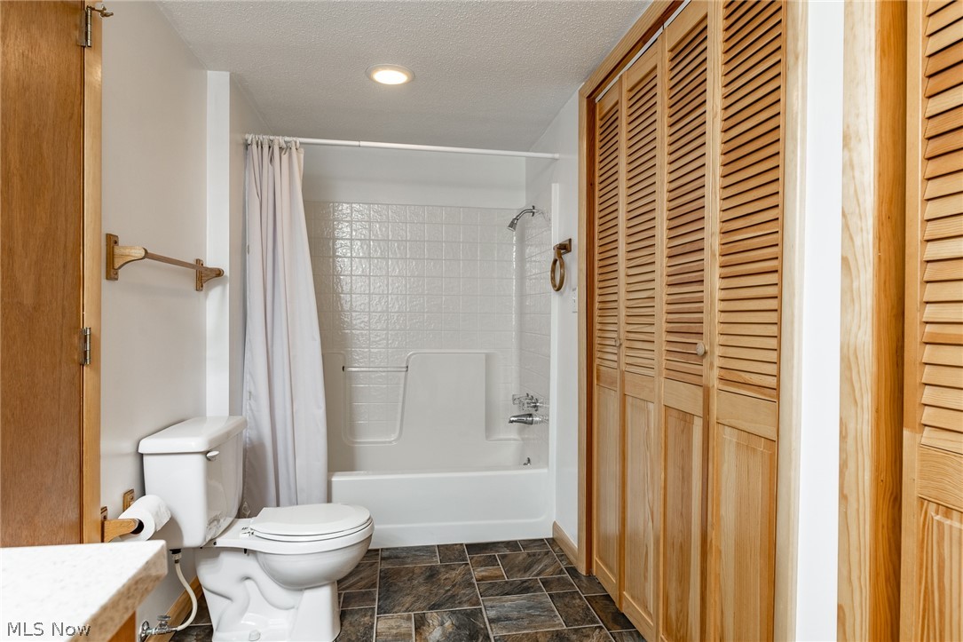 8001 Elizabeth Pike Elizabeth, WV 26143 - Photo 24 of 35