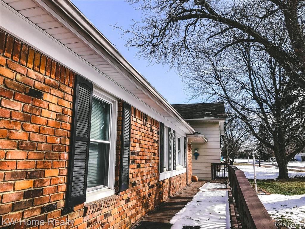 2970 Lacota Road Waterford, MI 48328 - Photo 10 of 40 2970_Lacota_Rd010.jpg
