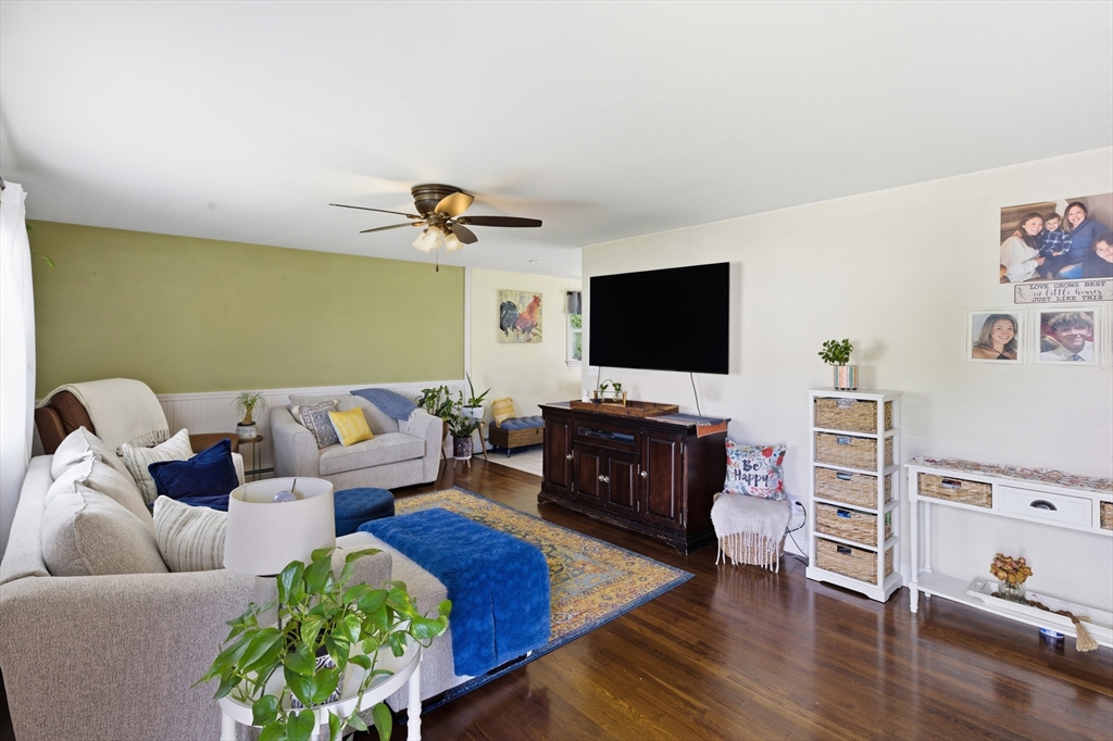 133 Friendship Street Fall River, MA 02724 - Photo 5 of 39