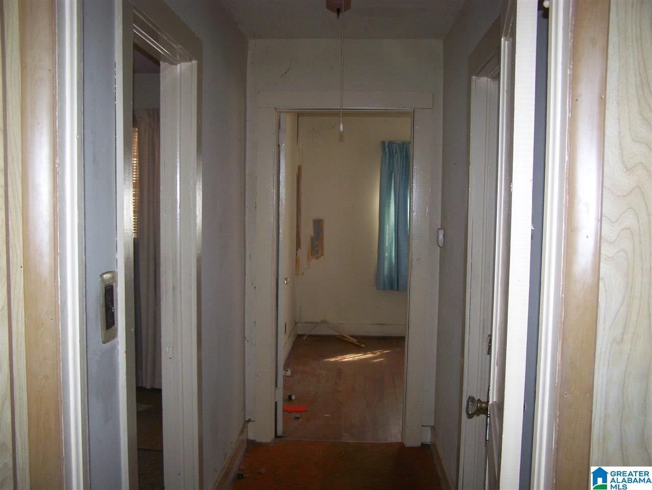 928 Exeter Avenue Bessemer, AL 35020 - Photo 5 of 13