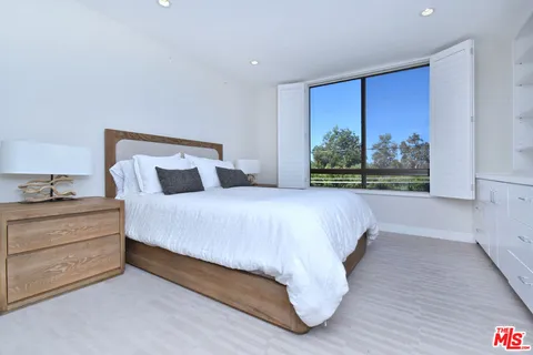 $1,790,000 | 851 North Kings Road, Unit 310, West Hollywood, CA 90069