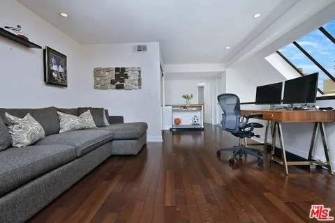 $1,790,000 | 851 North Kings Road, Unit 310, West Hollywood, CA 90069