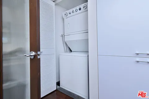 $1,790,000 | 851 North Kings Road, Unit 310, West Hollywood, CA 90069