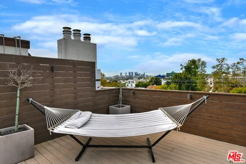 $1,790,000 | 851 North Kings Road, Unit 310, West Hollywood, CA 90069