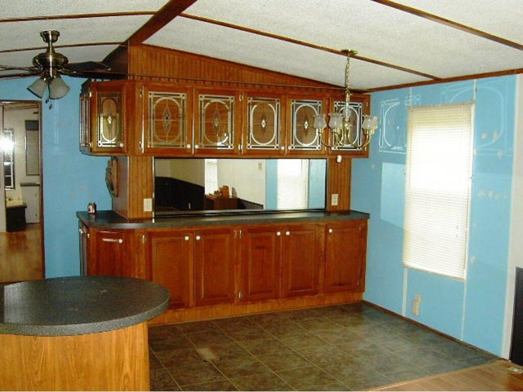 172 Edgewater Road Elizabethton, TN 37643 - Photo 6 of 9 Photo 6