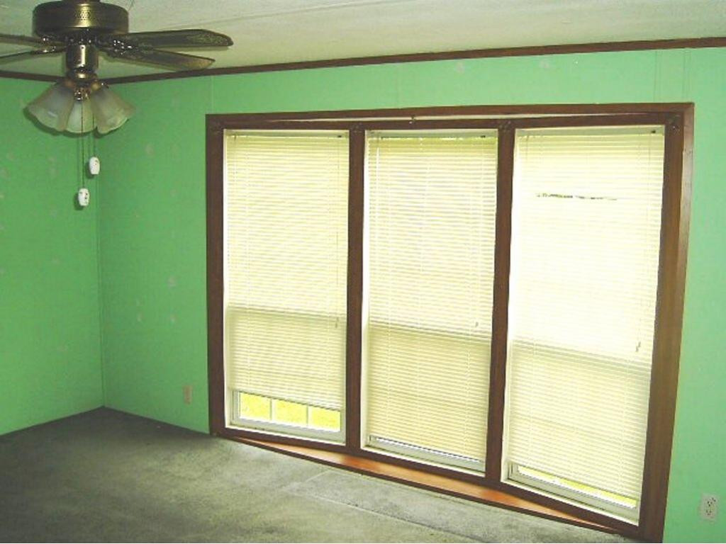 172 Edgewater Road Elizabethton, TN 37643 - Photo 9 of 9 Photo 9