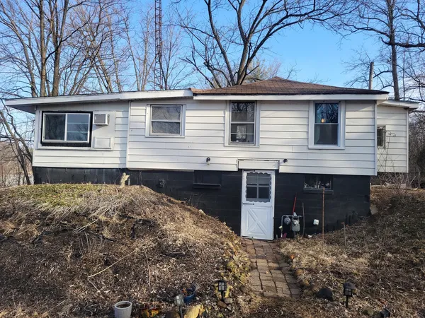 $98,500 | 1977 North 3103rd Road, Unit 11, Ottawa, IL 61350