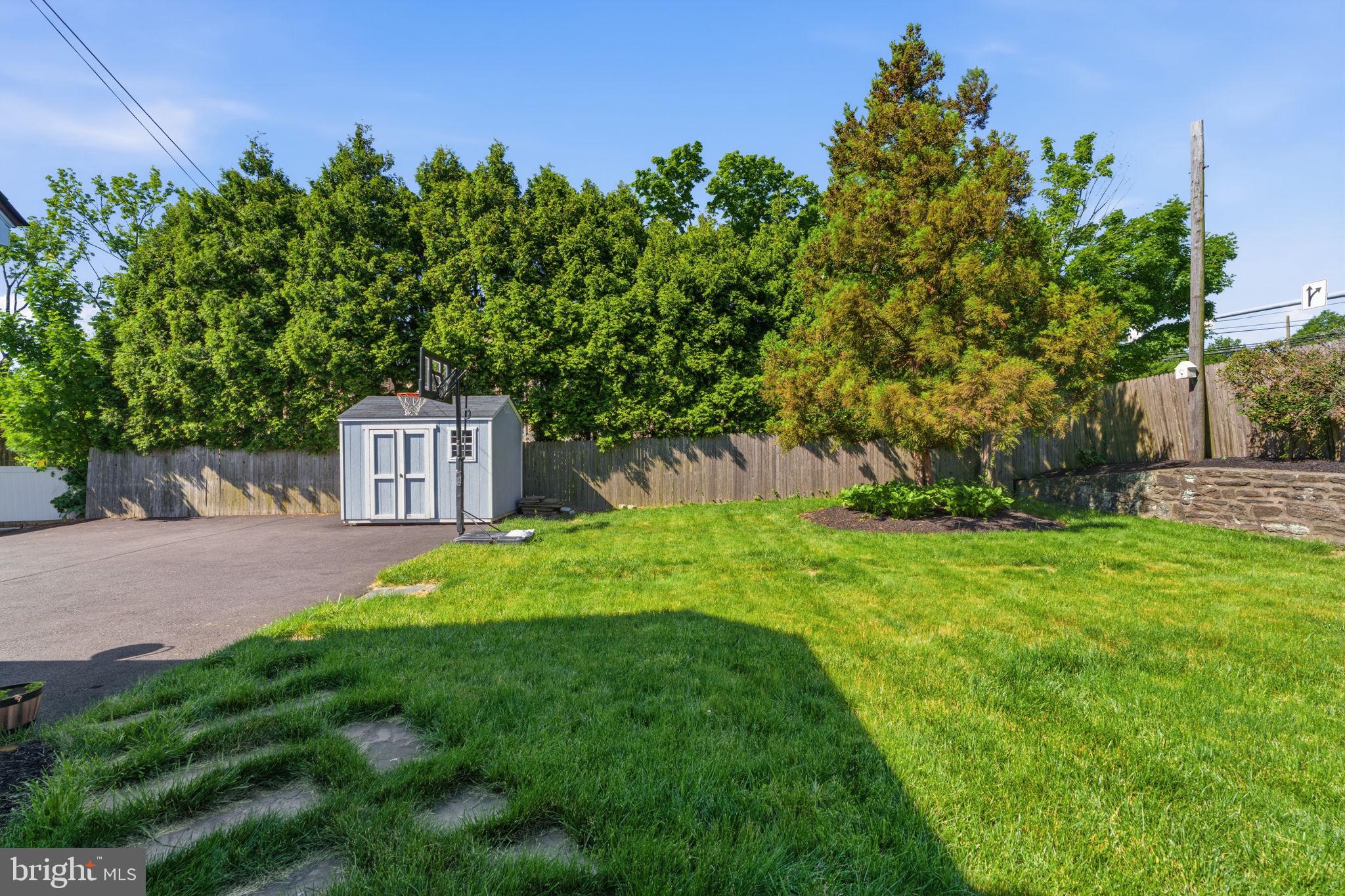 1242 Gordon Road Jenkintown, PA 19046 - Photo 40 of 48