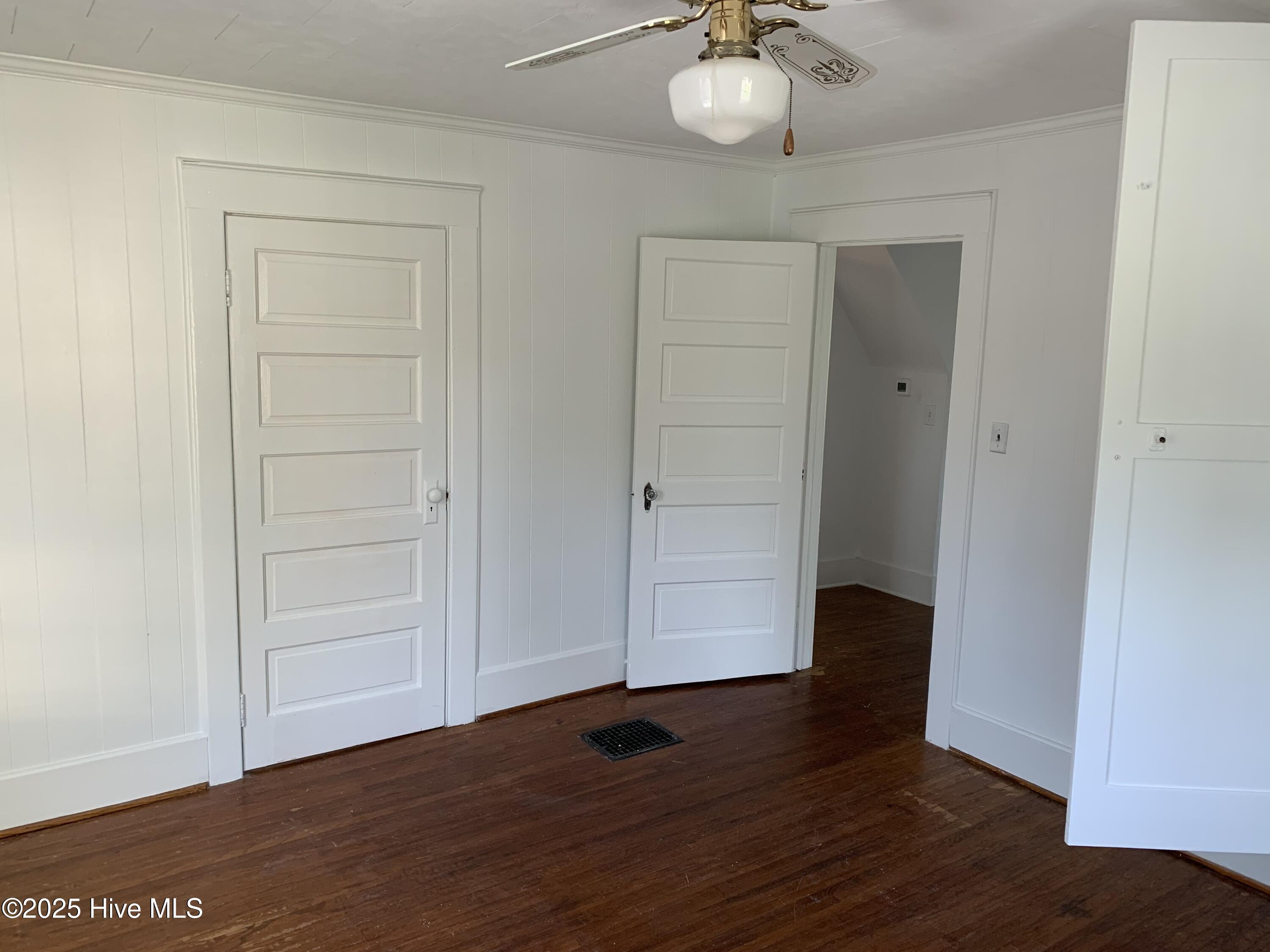 805 Raleigh Street Elizabeth City, NC 27909 - Photo 5 of 9 original (4)