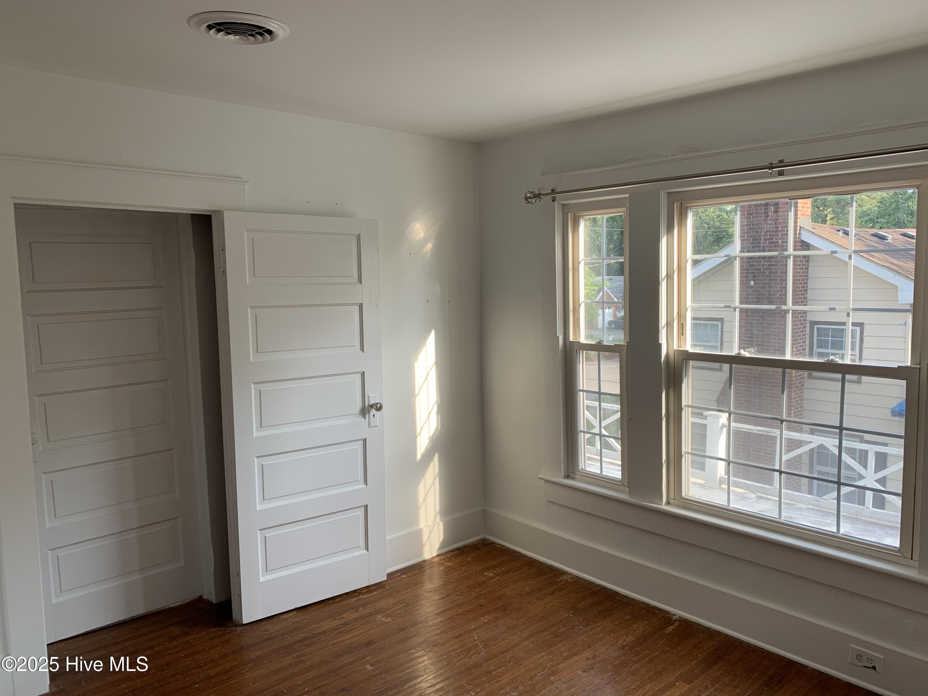 805 Raleigh Street Elizabeth City, NC 27909 - Photo 6 of 9 original (5)