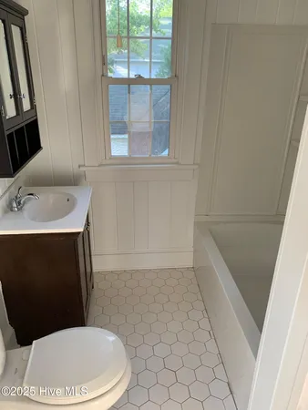 $1,717 | 805 Raleigh Street, Elizabeth City, NC 27909