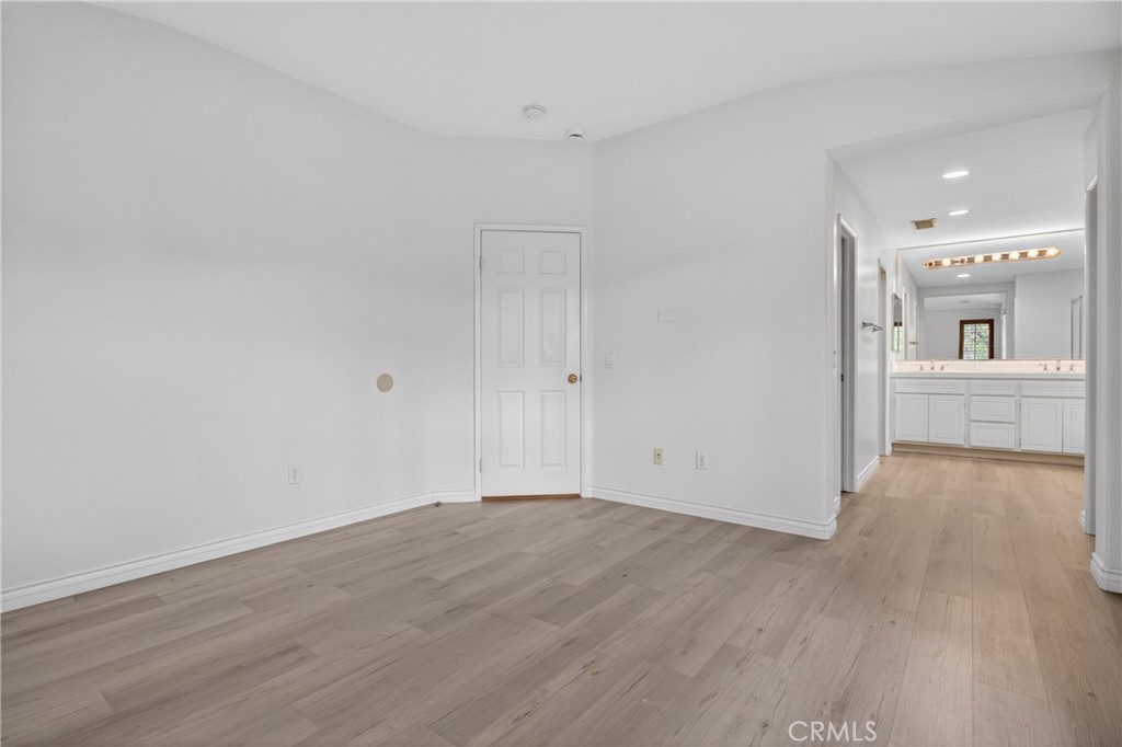 1908 Blazewood Street Simi Valley, CA 93063 - Photo 23 of 42