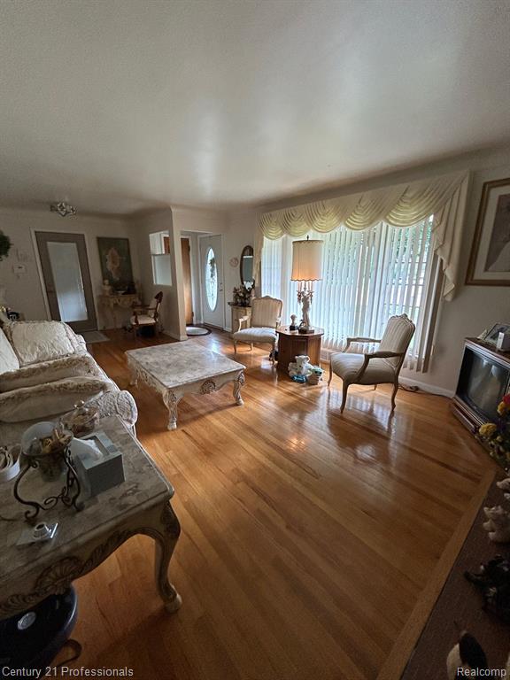 16782 Inkster Road Redford, MI 48240 - Photo 14 of 43