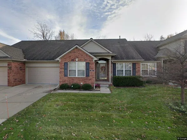 $265,000 | 5620 Victory Circle, Sterling Heights, MI 48310