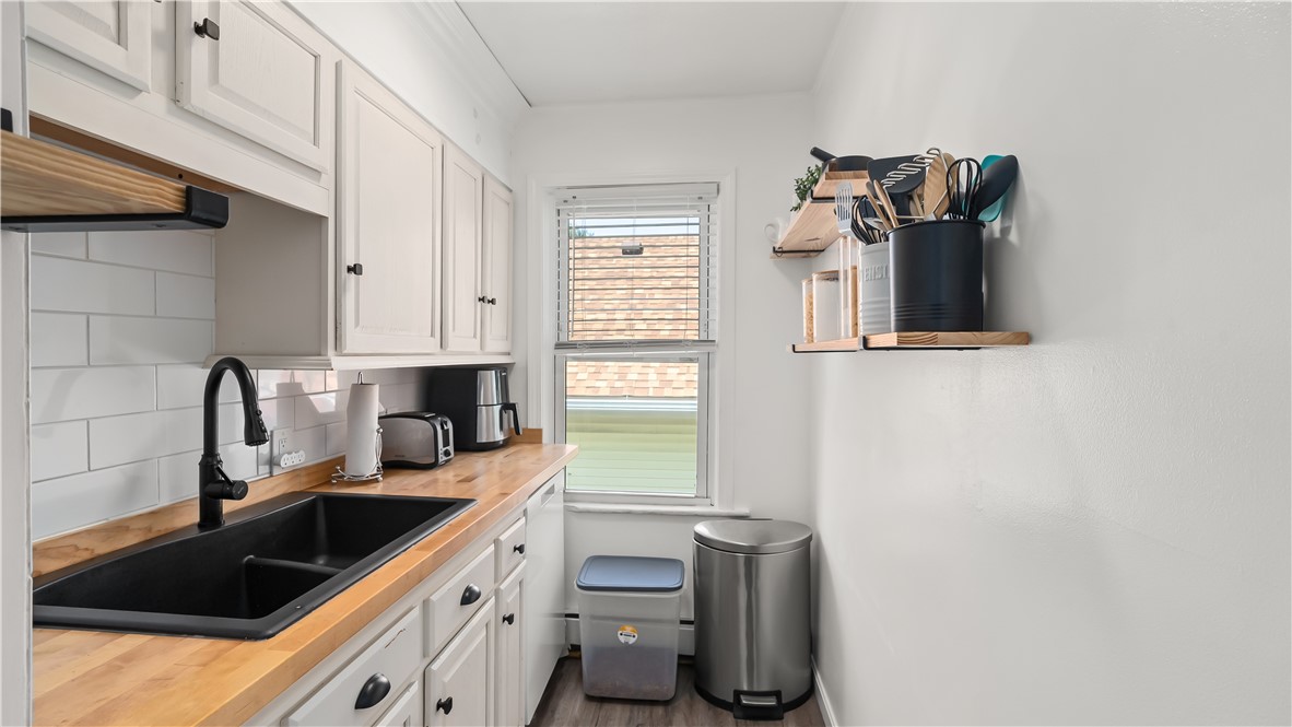551 Pond Street Woonsocket, RI 02895 - Photo 16 of 38