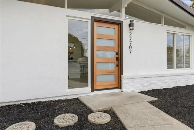 $939,000 | 27707 La Porte Avenue, Hayward, CA 94545