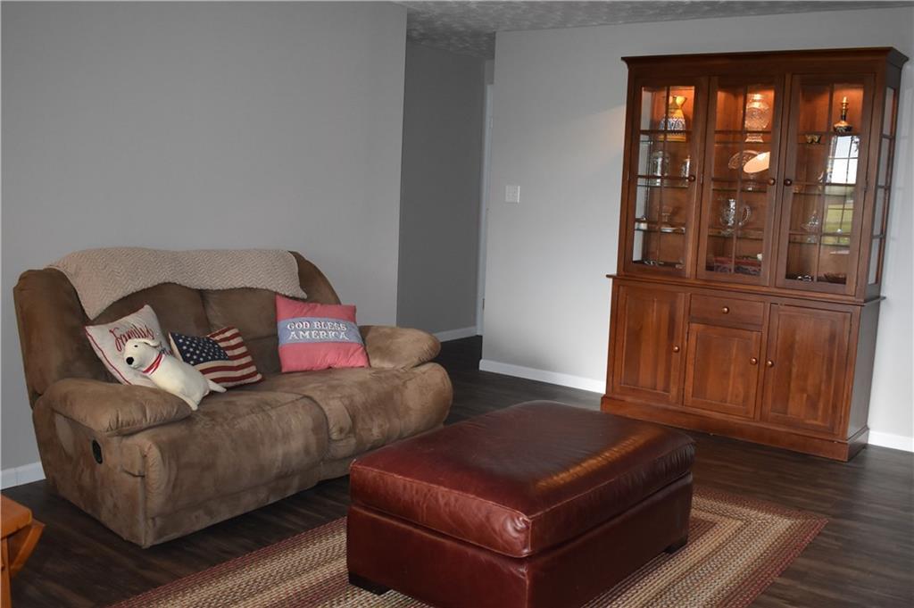 232 Milton Carlisle Road Springfield, OH 45504 - Photo 4 of 33