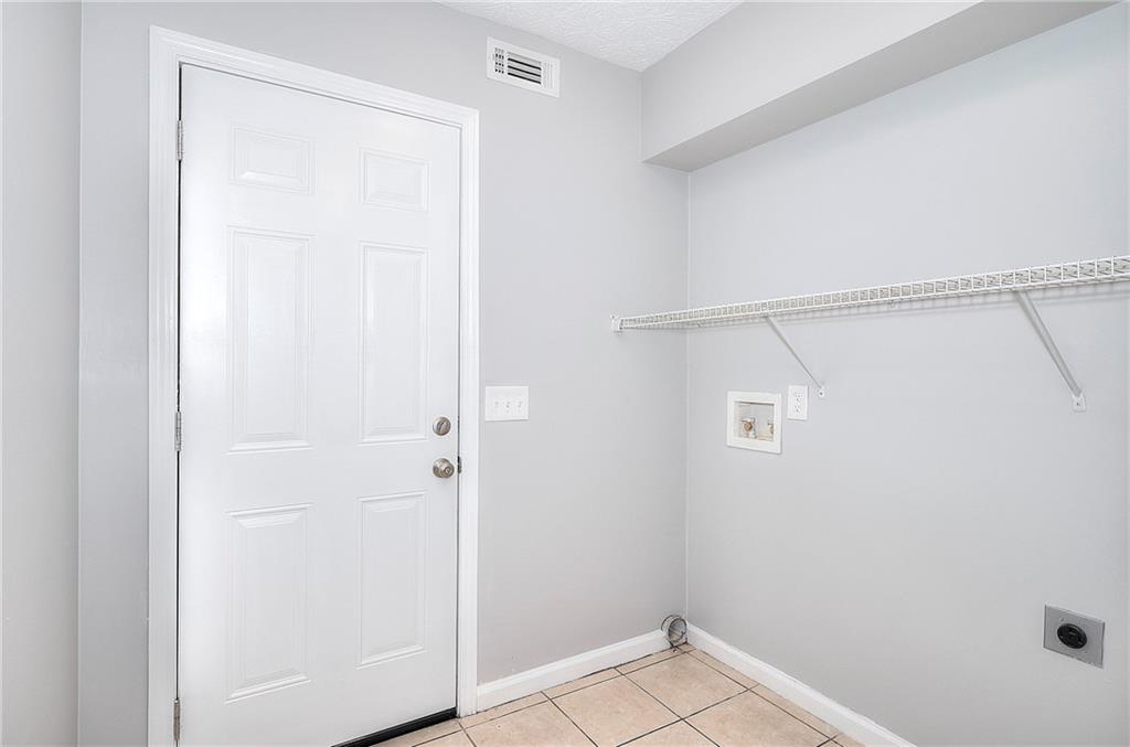 372 Ashton Way Winder, GA 30680 - Photo 16 of 29 a view of small space