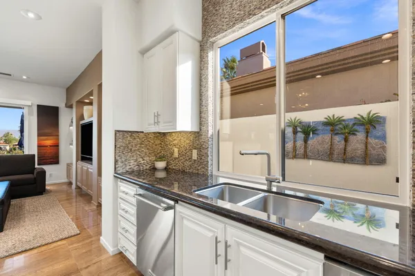 $4,000 | 410 Gold Canyon Drive, Palm Desert, CA 92211