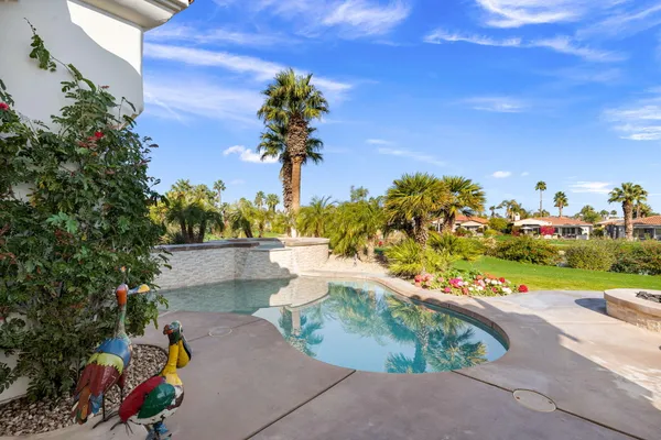$4,000 | 410 Gold Canyon Drive, Palm Desert, CA 92211