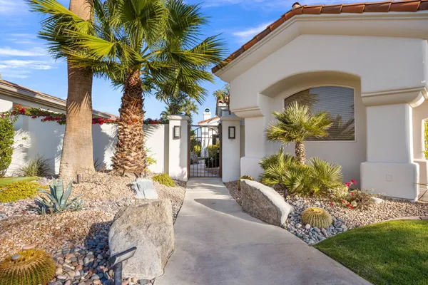 $4,000 | 410 Gold Canyon Drive, Palm Desert, CA 92211