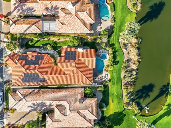 $4,000 | 410 Gold Canyon Drive, Palm Desert, CA 92211