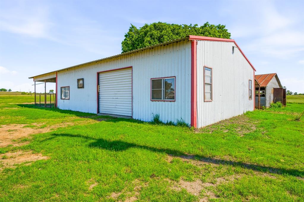 998 Farm To Market 218 Hamilton, TX 76531 - Photo 20 of 40