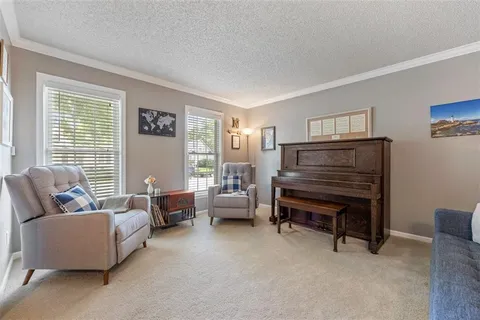 $425,000 | 309 North Mesquite Street, Olathe, KS 66061