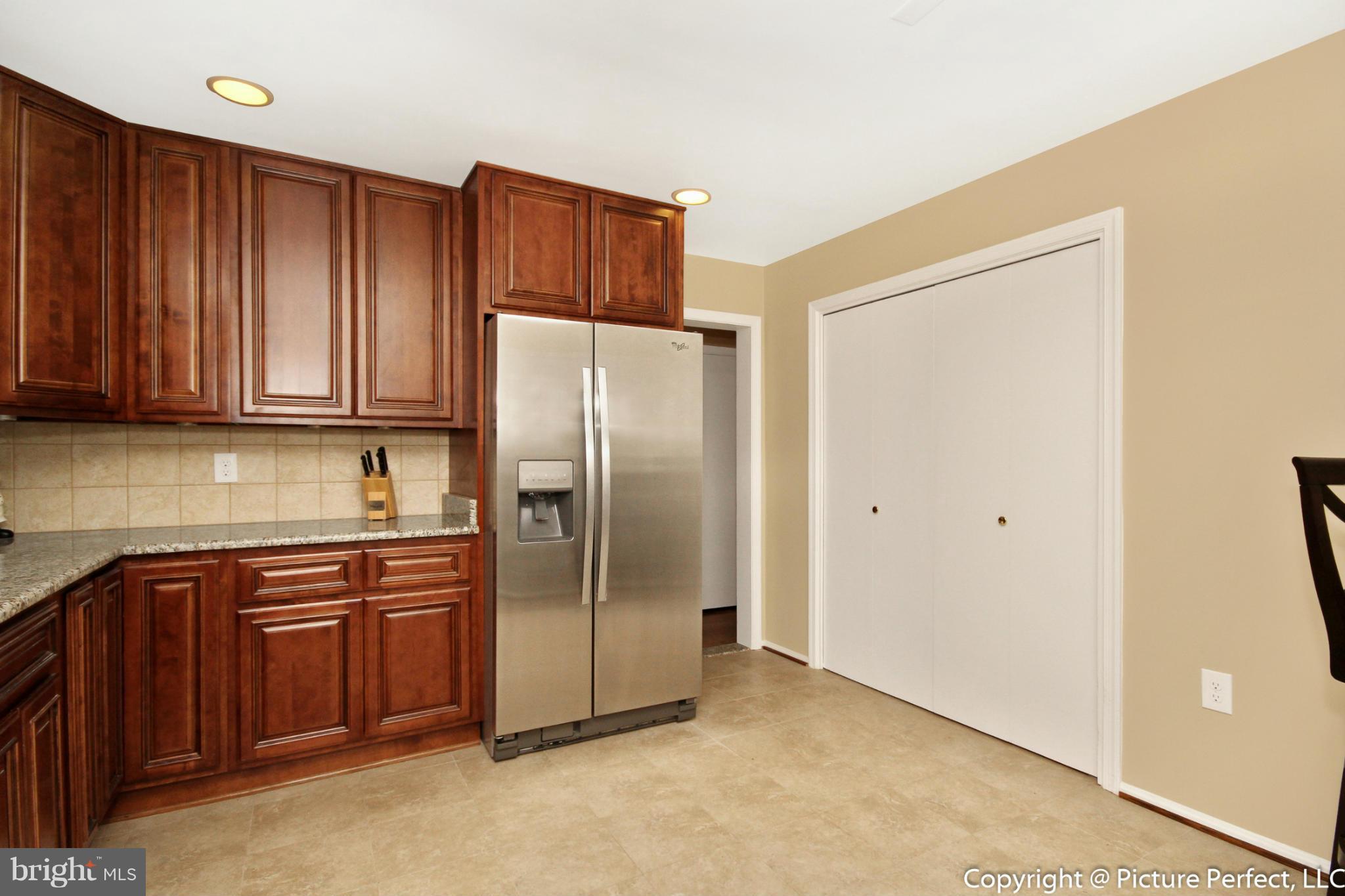 505 Finsbury Road Silver Spring, MD 20904 - Photo 13 of 24 Kitchen