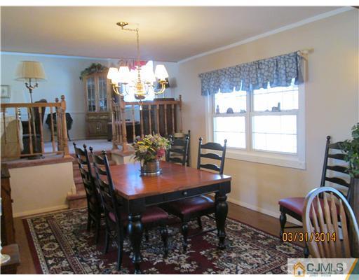 22 Stevens Road Kendall Park, NJ 08824 - Photo 8 of 17 Gallery Image 8