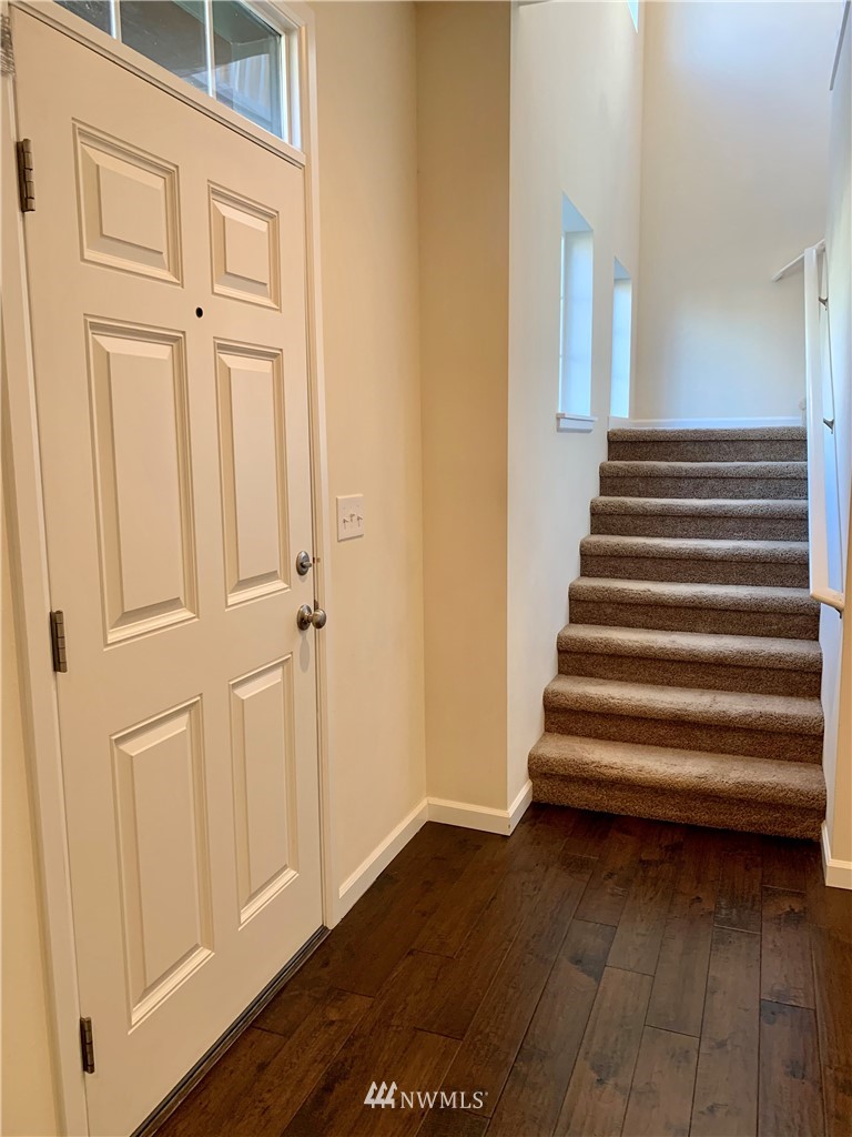 16213 Southeast 138th Place Renton, WA 98059 - Photo 3 of 23 Gallery Image 3
