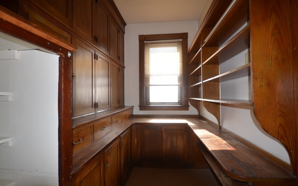 238 Maple Street Springfield, MA 01105 - Photo 10 of 30
