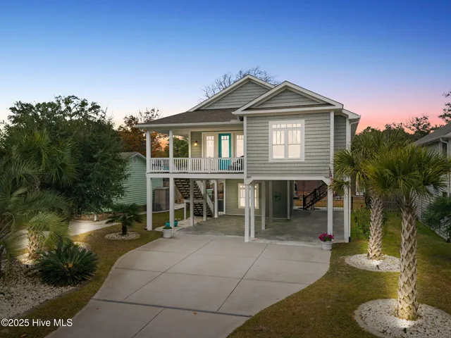 $769,900 | 205 Northeast 59th Street, Oak Island, NC 28465